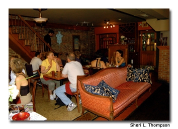 Ze Mean Bean is the perfect place for a casual brunch with terrific food, a warm setting and live music.